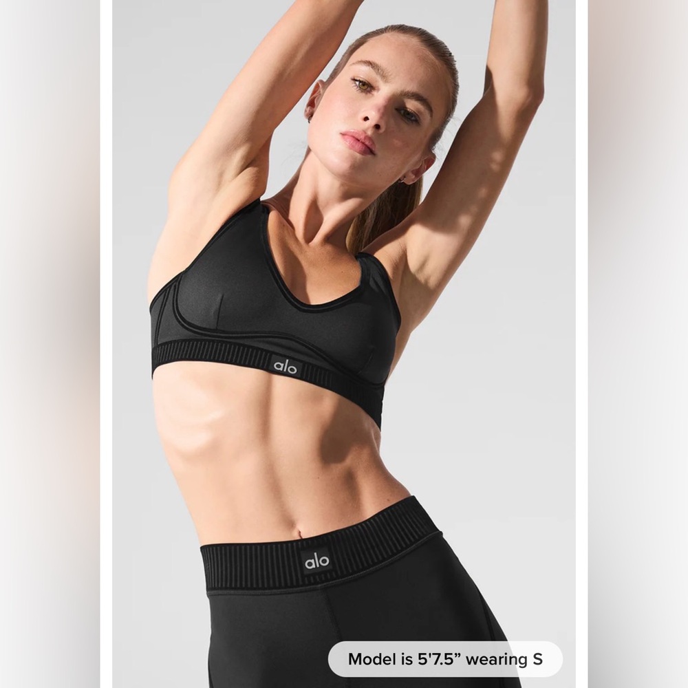 ALO Yoga Airlight Line Up Bra